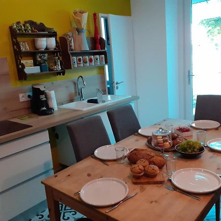 Esprit Bistrot / Rent4Night Grenoble Appartement Buitenkant foto