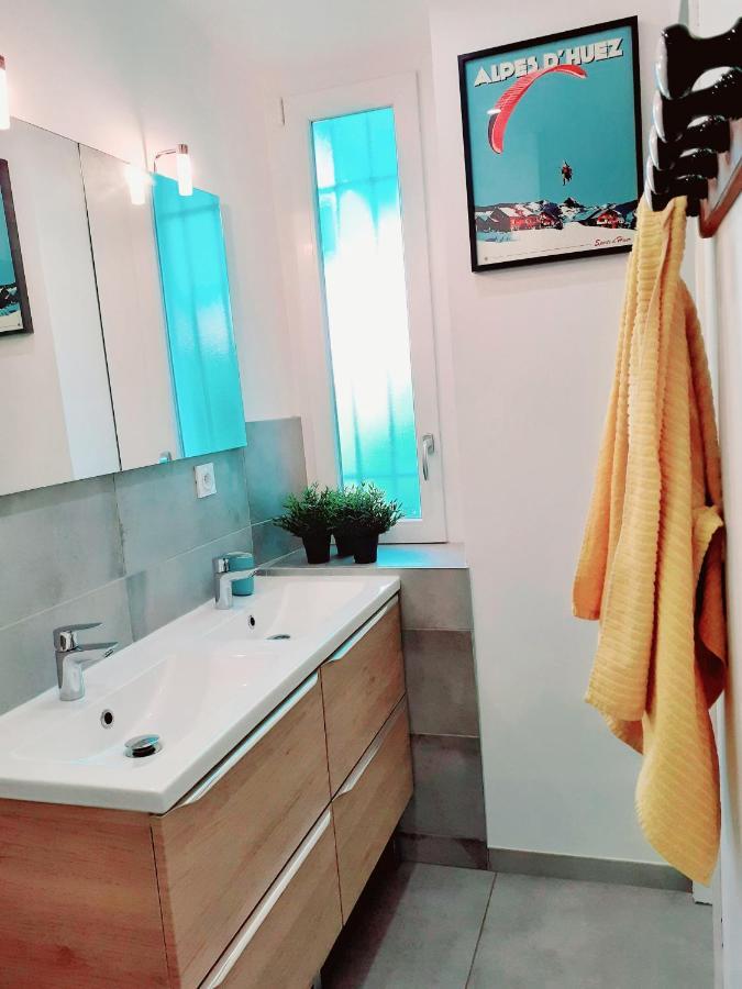 Esprit Bistrot / Rent4Night Grenoble Appartement Buitenkant foto